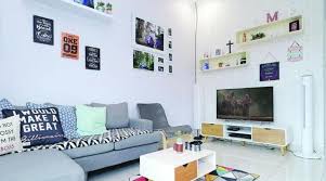 Desain ruang keluarga yang nyaman adalah salah satu kunci membuat penghuni rumah tetap nyaman dan betah tinggal di rumah. Tips Dan Teknik Penataan Interior Ruang Tamu Minimalis Decarnivaal