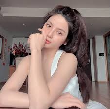 Nổi tiếng chỉ bằng một tấm ảnh với vóc dáng nhỏ nhắn và khuôn mặt như trẻ thơ, không nhiều người nghĩ thanh thủy đã 21 tuổi. Báº¡n Gai Má»›i Cá»§a Quang Háº£i Ä'i Pháº«u Thuáº­t Tháº©m Má»¹ Dan Tinh Xon Xao Lá»¥c Tung Nhan Sáº¯c TrÆ°á»›c Kia Sá»± Tháº­t Má»›i Gay Báº¥t Ngá»