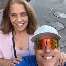 That time when Bill Walton introduced the Boston Celtics to the Grateful  Dead! 🤠 #deadandcompany #gratefuldead #bobweir #johnmayer #jerrygarcia  #deadheads #billwalton #bostonceltics