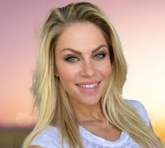 Tammy Horton's Instagram, Twitter & Facebook