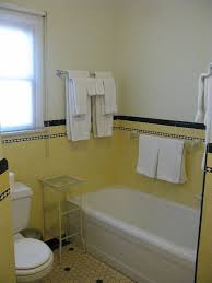 Yellow Retro Bathroom Yellow Bathroom Decor Yellow Bathrooms Retro Bathrooms