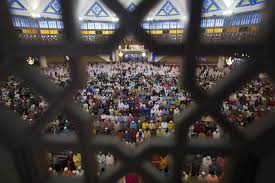 In the morning, malaysians flock to the mosque to perform eid prayers. Photo Muslims Celebrate Eid Marking Ramadan S End The Jakarta Post