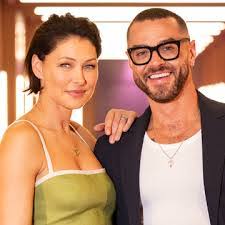 Alexis Gram's Instagram, Twitter & Facebook