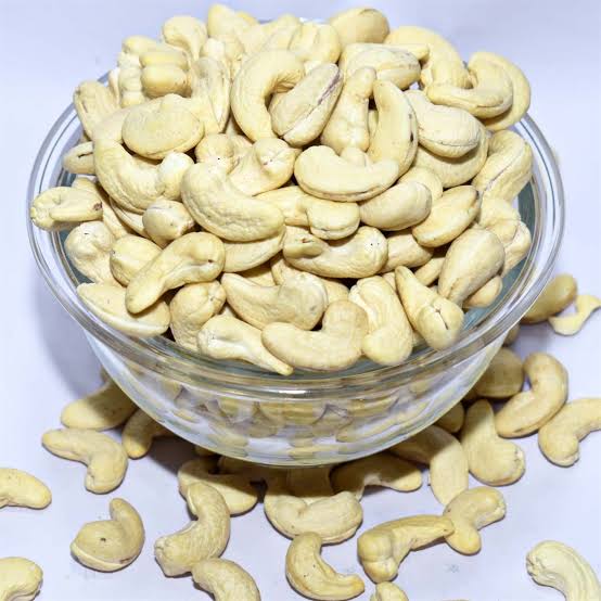Cashew Nuts for International Export