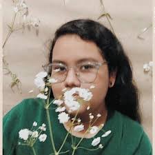 Daniela Peña. (@_danisaturn)