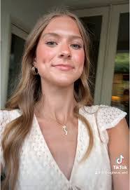 Emma Dorrough's Instagram, Twitter & Facebook