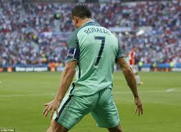 Hungary 3 3 Portugal Cristiano Ronaldo Scores Twice To Send Fernando Santos Side Through To Last 16 Of Euro 2016 Daily Mail Online Find the best cristiano ronaldo celebration wallpaper on getwallpapers. daily mail