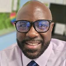 Last night, I had the opportunity to sit down with a few adult community  members for a "Develop Your Career Plan" workshop.