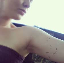 Tattoo ideen männer tattoos oberarm innen, tattoo ideen männer oberarm innenseite, tattoo männer oberarm innen, tattoo motive männer oberarm innen, tattoos männer oberarm innenseite tattoo bilder oberarm männer Kleine Tattoos Oberarm Innen Tattooidee Com