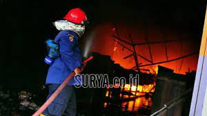 Kunci Jawaban Tema 7 Kelas 6 Sd Hal 46 47 49 Apa Yang Kamu Teladani Dari Petugas Pemadam Kebakaran Pos Kupang