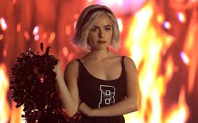 Welcome to simply shipka, the newest fansite source for star kiernan shipka. Kiernan Shipka Wants These Two Drag Race Legends On Sabrina Season 4