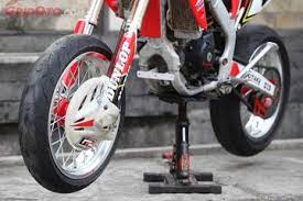32+ modifikasi new megapro supermoto, paling dicari! Perkawinan Mega Pro Dengan Crf 450 Malah Jadi Supermoto Gridoto Com