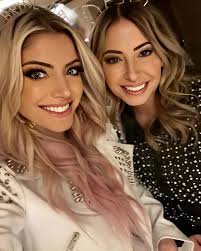 WWE Superstar Alexa Bliss (Alexis Kaufman) at home with her parents Bob and  Angela Kaufman. #WWE #wwefamilies #wweparents #mom #mother #dad #father  #wrestling #wrestler