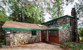 Check Out The Home I Found In Grass Valley Estate Homes House Prices Grass Valley