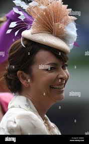 Horse racing day two ascot hi-res stock photography and images