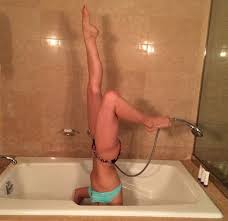 Hilaria baldwin is setting the record straight regarding a rumor surrounding her six children with husband alec baldwin. Hilaria Baldwin Yoga In Allen Lebenslagen Gala De