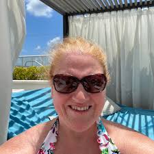 Jette's Quick Stop(1980-87), and Jiffy Mart(1987-1991) had occupied 1 Main  Street West Leb. I believe Cameo Creations was located there sometime in  the 90's.