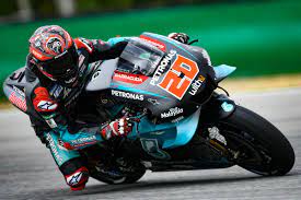 Join motogp™ rookie sensation fabio quartararo as he shares the secrets to a fast lap on the stunning losail international circuit in qatar. Quartararo Heads Trio Of Yamahas At The Brno Test Motogp
