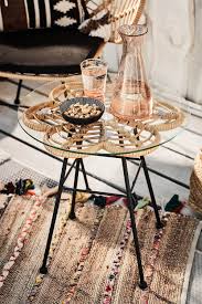 Der Boho Style In Naturmaterialien Vereint Gleich Mehrere Trends Ineinander Und Eignet Sich Toll Fur Den Ubergang Depot De In 2020 Balkondekoration Deko Ideen Boho