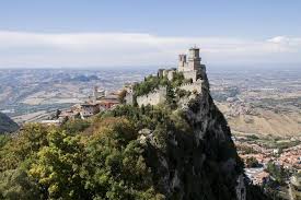 Italie stefano sensi (problèmes aux adducteurs), lorenzo pellegrini (blessure musculaire), marco verratti (blessure au genou). San Marino The Tiny Gem Hidden In Central Italy