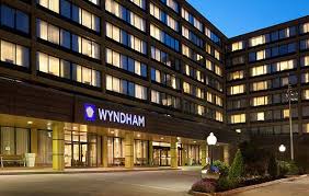 The Wyndham Philadelphia Historic District Hotel Is Located Just Around The Corner From Market Street Feat Philadelphia Hotels Hotel Rewards Find Cheap Hotels