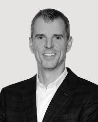 Paul Eldridge's Instagram, Twitter & Facebook