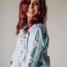 Chelsea houska has had a huge amount of growth in her life, and we're stoked to see it all laid the red hair era, as we affectionately call it, was when chelsea houska started to truly come into her own. Modahqflpsxncm
