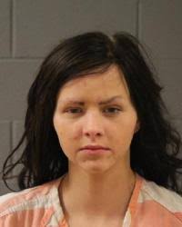 Woman charged with felony aggravated escape after pulling knife