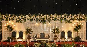 Idp wedding organizer pelaminan minimalis agniah & idp wedding organizer ruko cluster riviera jl.palm. Paket Dekorasi Adat Tradisional