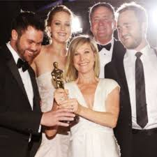 She has two older brothers, blaine and ben, and her parents, karen and gary. 4 Curious Facts About Actress Jennifer Lawrence Yaay Entertainment