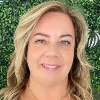 200+ perfis com “Sandra Regina”