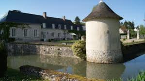 Welcome to chateau monterey ii! Le Chateau Du Portail In Monteaux France Lets Book Hotel