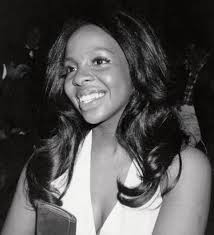 🎉✨ Happy 81st Birthday to the legendary Gladys Knight! ✨🎉