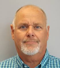 Any Scrap men around today please, Garage door