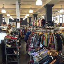 The Green Scene Second Hand Shopping In Berlin Part 1 Berlin Berlin Tipps Urlaubstipps