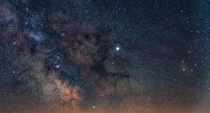 Inspiriert durch auftritte mit seiner eigenen kabarettgruppe, absolvierte er von 1988 bis 1991 erfolgreich eine schauspielausbildung am wiener franz schubert konservatorium. Astronomie Milchstrasse Kern Kostenloses Foto Auf Pixabay