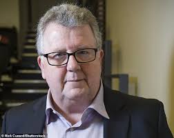 Martin Bashir report: Nicholas Witchell says Panorama editor told him to  'BACK OFF' over Diana