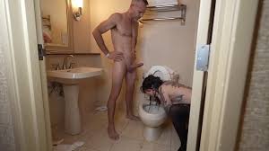 Filthy Rich Gives Vile a Taste of Her Own Medicine - XNXX.COM