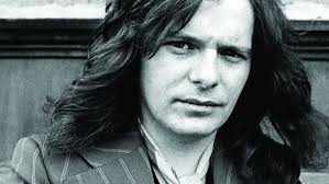 BACKSTREET CRAWLER: The band plays On LP 1975 ex- Free guitarist Paul  Kossoff. Check audio and video review