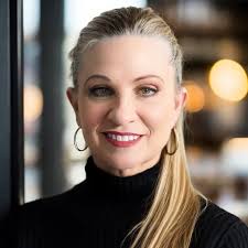 Lisa McCraw (@lmacphotoartists) • Instagram photos and videos