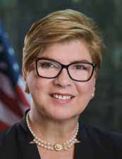 Elizabeth Negri's Instagram, Twitter & Facebook