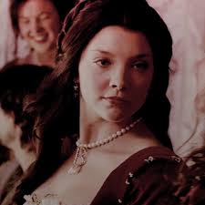 Anne boleyn, the daughter of sir thomas boleyn and elizabeth howard, daughter of the duke of norfolk peter ackroyd, the author of tudors (2012) has suggested that barton had been tortured. ðˆðœð¨ð§ ð€ð§ð§ðž ðð¨ð¥ðžð²ð§ Anne Boleyn Anne Boleyn Tudors Natalie Dormer