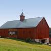 Post and beam construction uses glulam beams or natural timber placed on vertical posts to create expansive living spaces. Https Encrypted Tbn0 Gstatic Com Images Q Tbn And9gcr3elrornd3u52wwwtb8dwnm V4kji Inboqunvul Xgxnauymx Usqp Cau