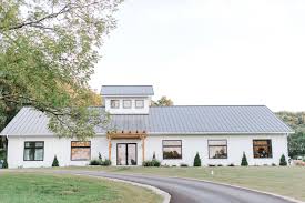 The Wilds A Modern Farmhouse Inspired Wedding Venue In Indiana With An All Inclusive Approach That Exceeds Expect Farmhouse Wedding Venue Wedding Venues Farmhouse