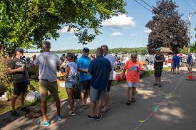 Twin Lakes Park Subdivision celebrates