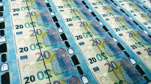 The unveiling of €100 and €200 new banknotes did happen september 17th 2018, many information were revealed on the last die redaktion hat im ausführlichen 100 euro schein muster vergleich uns. Neuer Zwanzig Euro Schein