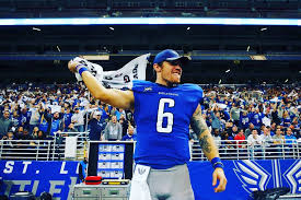 Are the defending champion patriots super bowl favorites once again? Battlehawks Qb Taylor Heinicke Signs With Washington