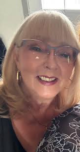 Two WWII vets married for 70 years. Feel the love ❤️