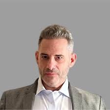 Welcome to Marshall Motor Group for a Quattro (😉) of new starters here at  Coulsdon Audi! Rob Bulter as Master Technician, Salman Usmani and Elvis  Ablordeppy as Techinicans and Iga Lachowicz as… |