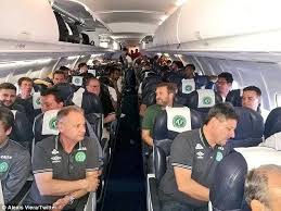 Chapecoense football players and crew were filmed in good spirits as they boarded the doomed lamia flight on monday. The Chapecoense Football Team Are Pictured Here On A Plane The Footballers Had To Change Their Flight And Board Soccer Team Brazil Football Team Football Club
